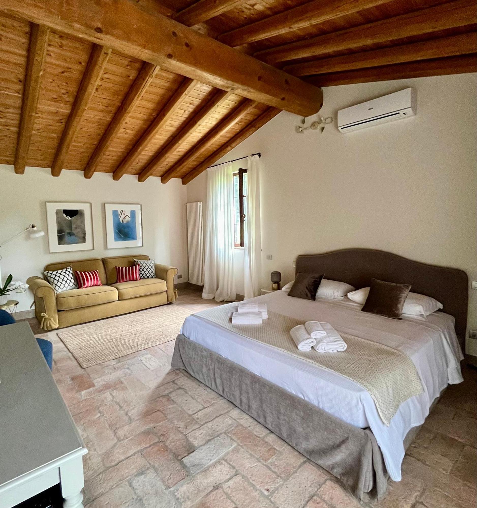 Le Mansarine Charme B&B Castellaro  Eksteriør bilde