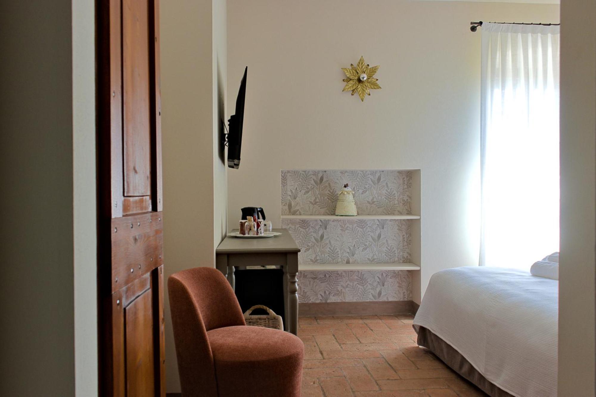 Le Mansarine Charme B&B Castellaro  Eksteriør bilde